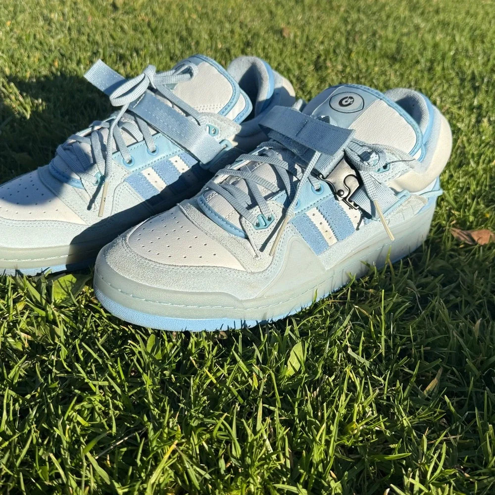 adidas x Bad Bunny Forum Buckle Low ‘Blue Tint’ - Picture 1 of 9
